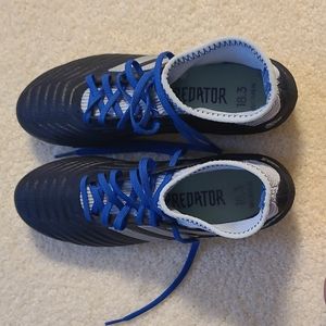 Size 6.5 adidas soccer cleats